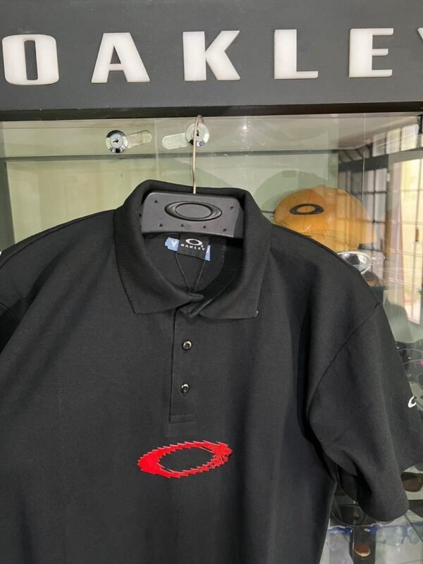 Polo Static Masculina Preta - Logo Vermelho - Imagem 2