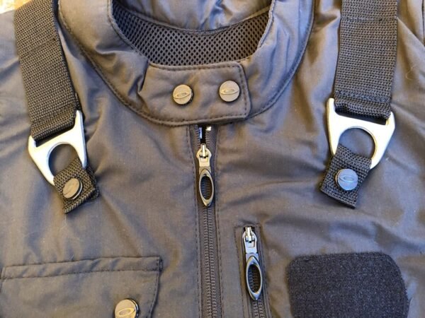 Colete Ap Vest - Modelo Padrão + 1 Broche + 1 Velcro Personalizado - Imagem 9